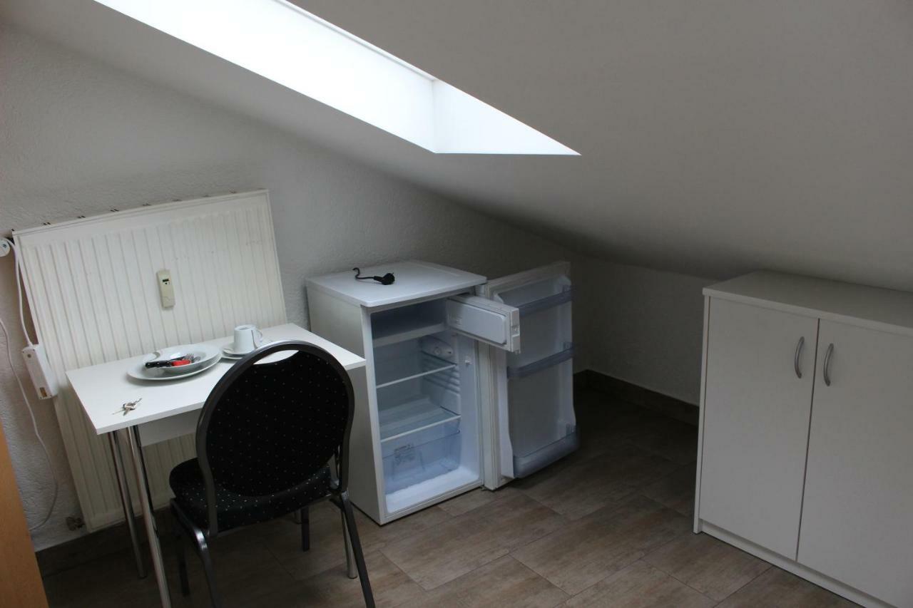 Zv-Scholtz Gaestehaus Neuoetting Simbacher Strasse 7 Kültér fotó
